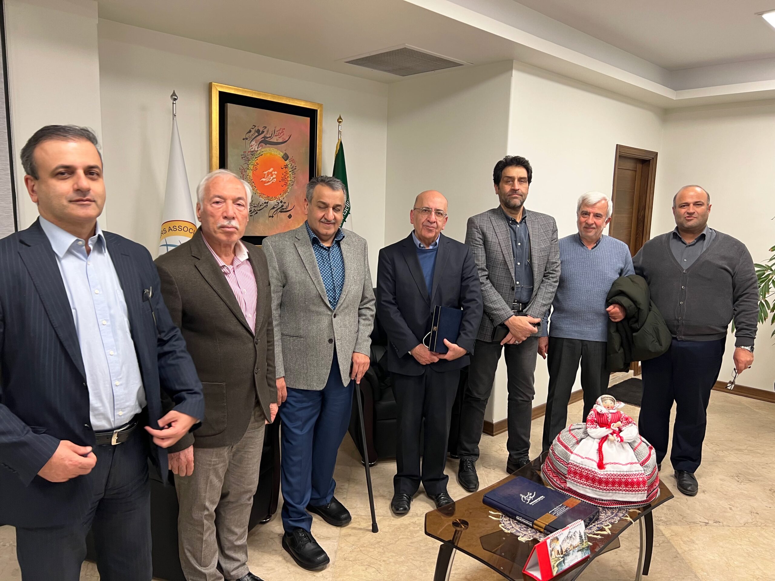 جلسه تقدیر از دبیر سابق