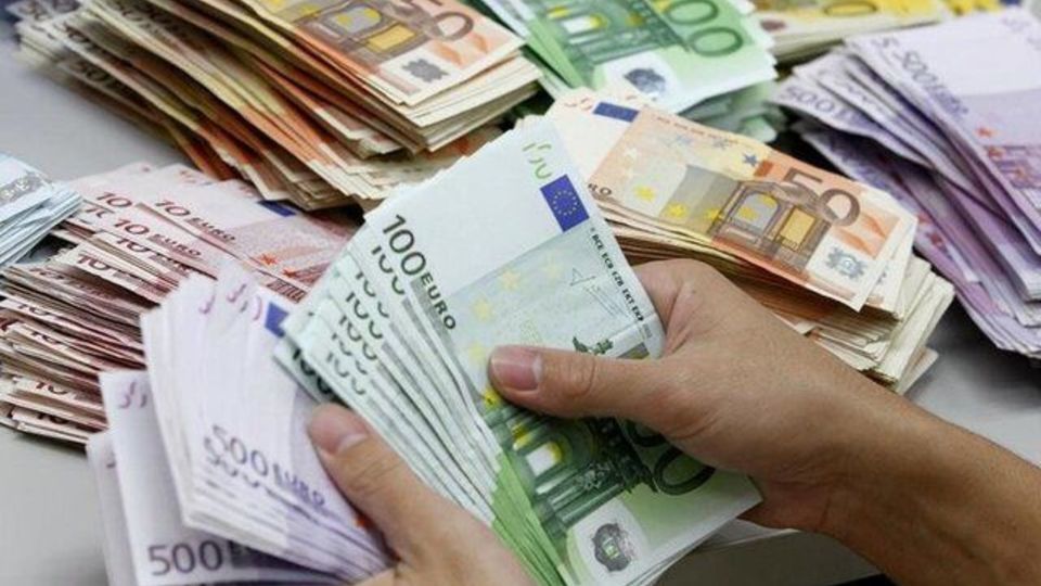 مطالبات ۴ میلیارد یورویی واردکنندگان در انتظار تأمین منابع صندوق توسعه ملی